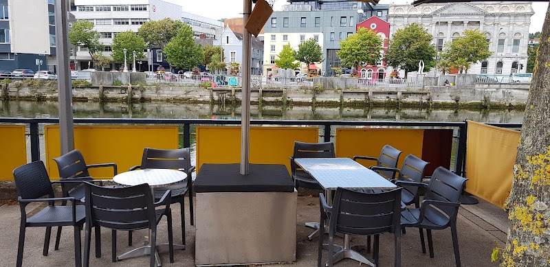 Charlie's Bar - Cork