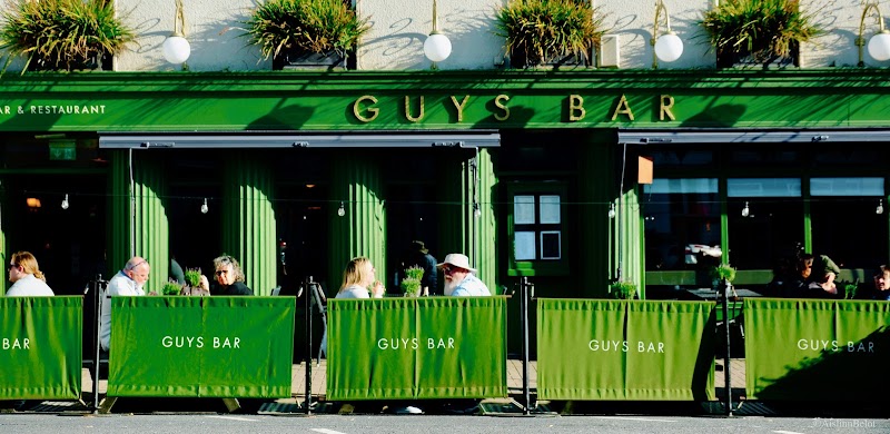Guy's Seafood Bar Clifden - Clifden