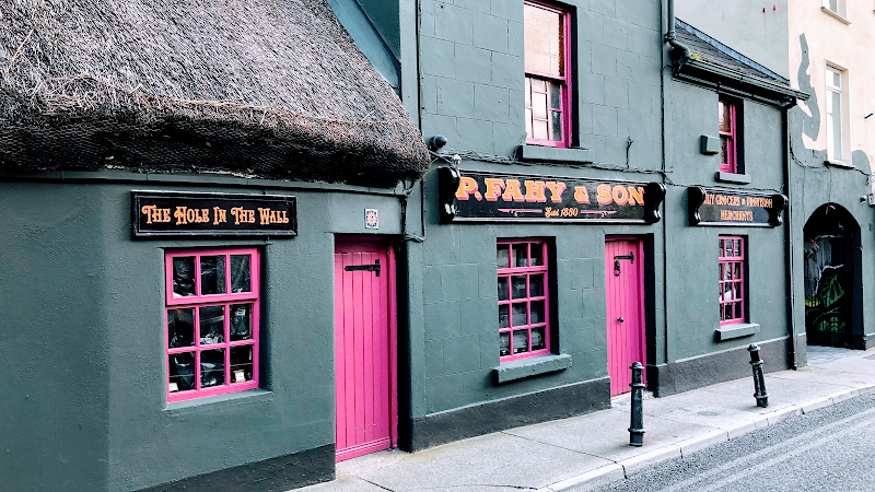 Hole in the Wall - Galway