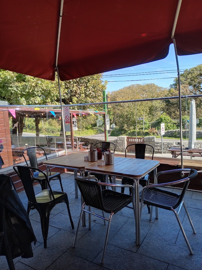 Joe Watty's Pub & Seafood Bar - Upper Kilronan