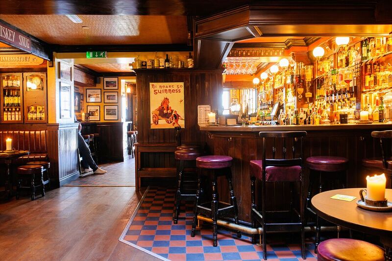 Lowry's Music & Whiskey Bar - Clifden