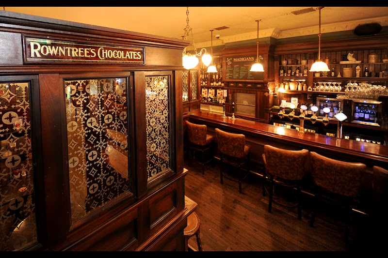 Madigan's - 19 O'Connell Street Upper