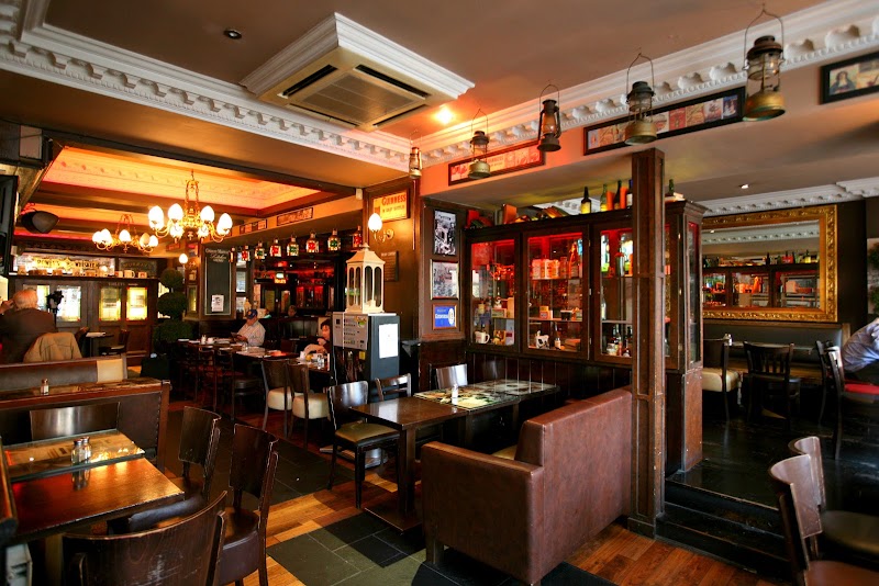 Murray’s Bar - 33-34 O'Connell Street Upper