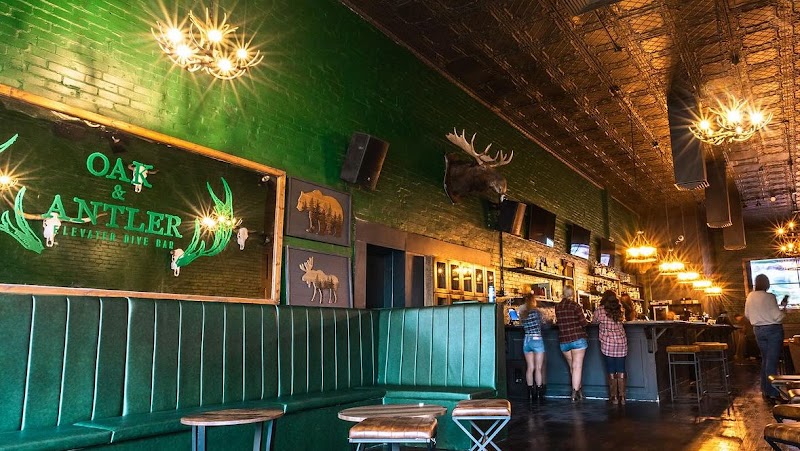 Oak & Antler Elevated Dive Bar - El Paso