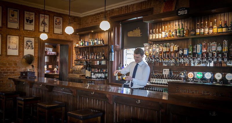 Signal Bar and Restaurant - Clifden