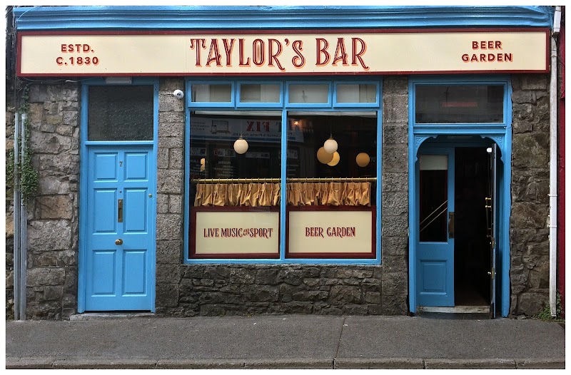Taylor's Bar & Beer Garden - Galway