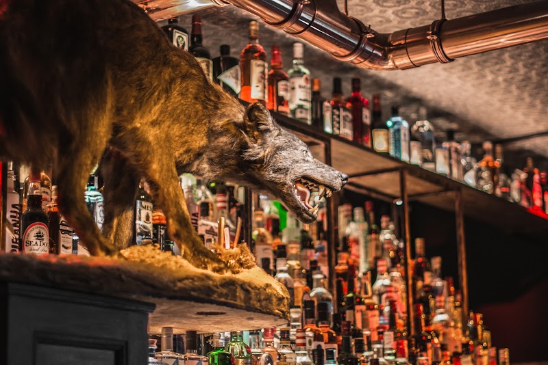 The Black Wolf-Beer & Food Co - Main St