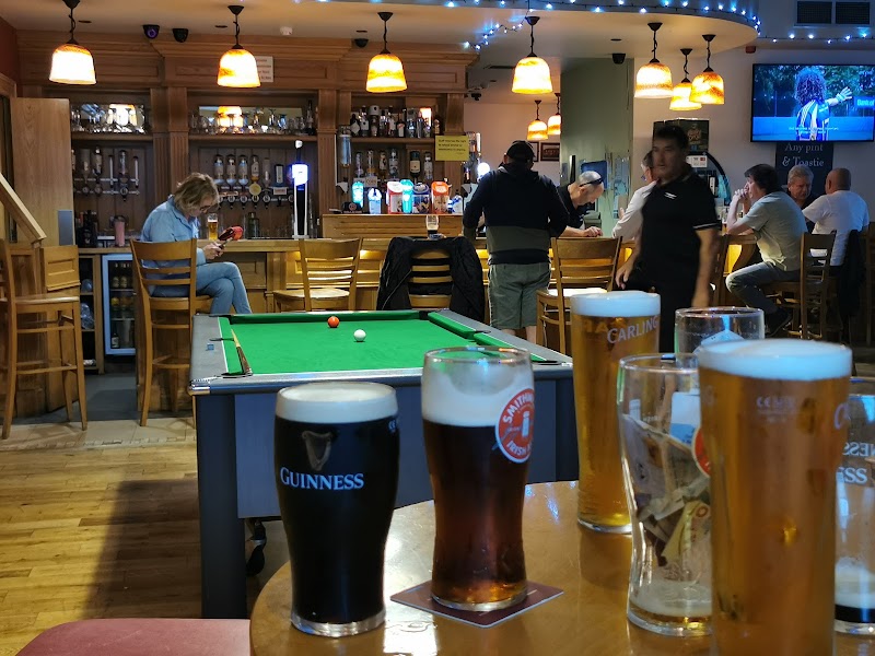 Tigh 'n Táilliúra - Main St