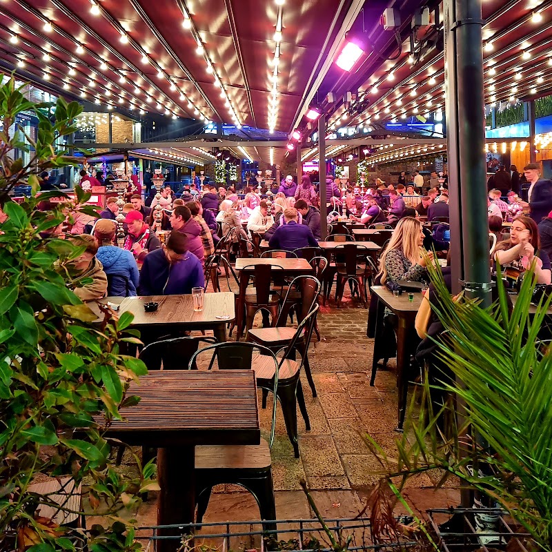 Concert Square, Liverpool - Food And Drink Area