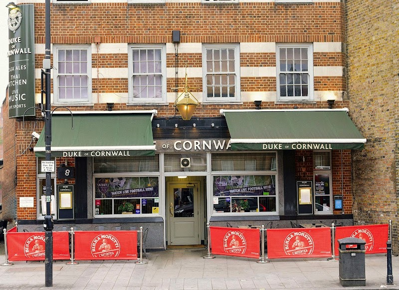 Duke of Cornwall - 48 Fulham Palace Rd