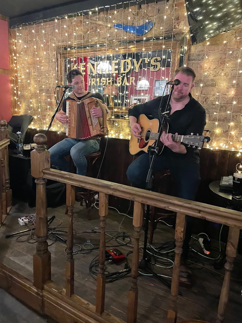 Kennedy's Irish Bar - 28-32 Greenwood St