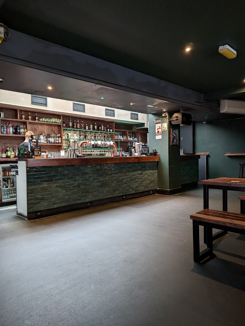 Mother Mary's Irish Bar & Live Music Venue - 7-9 New Wakefield St
