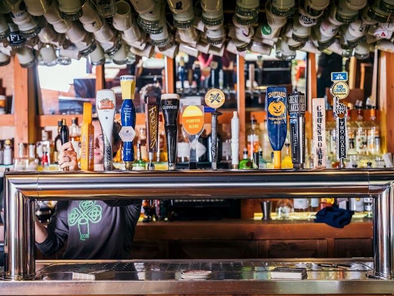 The Local Pub and Teahouse - Saratoga Springs