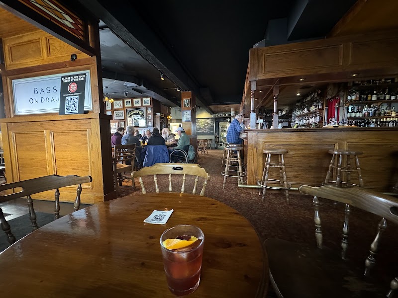 The Moon and Sixpence - Portland