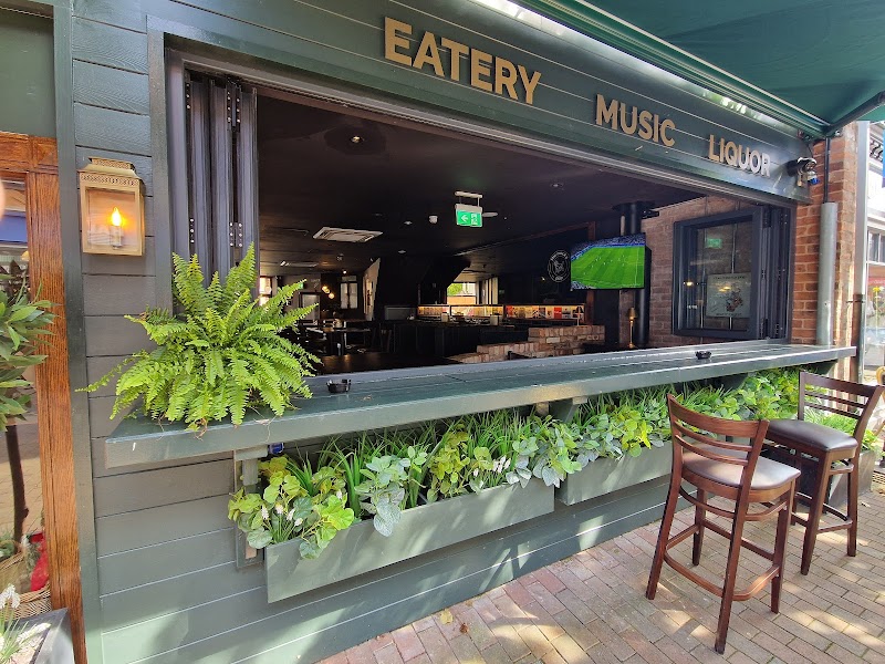 The Mucky Pup - 15 Grove St