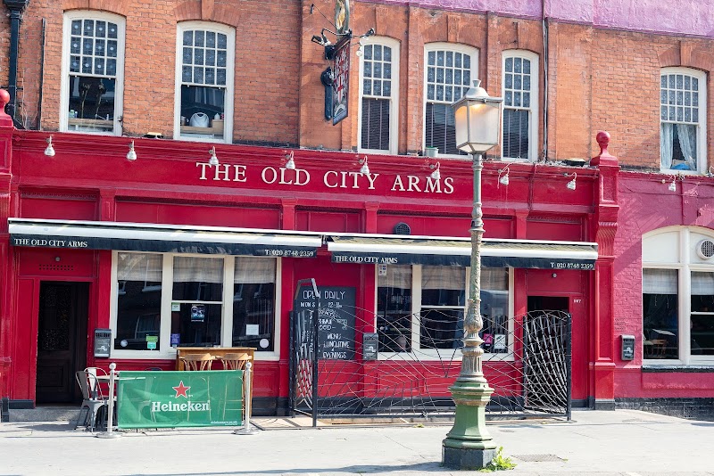 The Old City Arms - 107 Hammersmith Bridge Rd