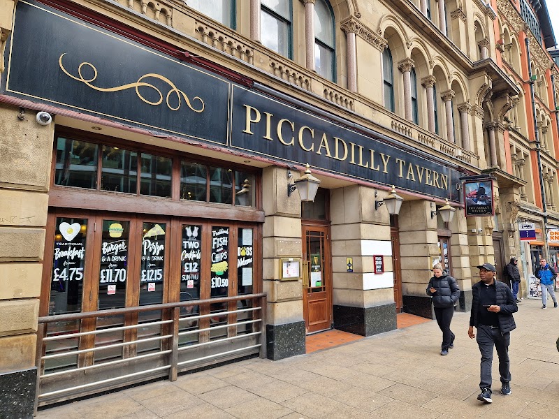 The Piccadilly Tavern - 71-75 London Road